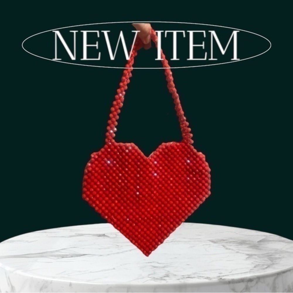 Red Heart Mini purse Clutch - Picture 1 of 9